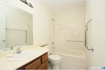 1204 Whitney Avenue #204, Hamden, CT 06517 - Photo 10