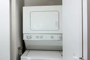 1204 Whitney Ave, Hamden, CT 06517 - Photo 20