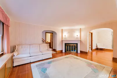 90 White Avenue, West Hartford, CT 06119 - Photo 4