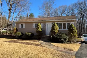 26 Spruce Dr, Prospect, CT 06712 - Photo 1