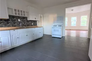 70 Center St, Shelton, CT 06484 - Photo 2