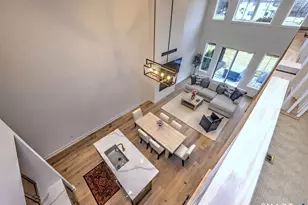 27 Heritage Ln, Woodbridge, CT 06525 - Photo 14