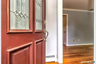 430 Sheldon Court, Orange, CT 06477 - Photo 4