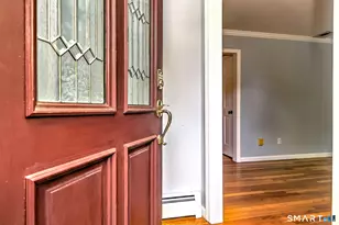 430 Sheldon Ct, Orange, CT 06477 - Photo 4