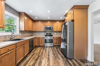 45 East Gate Road, Danbury, CT 06811 - Photo 8