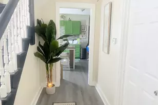 233 Valley St, New Haven, CT 06515 - Photo 8