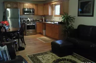 33-35 Higbie Dr, East Hartford, CT 06108 - Photo 14