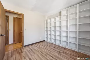 282 Pearl St, Seymour, CT 06483 - Photo 18