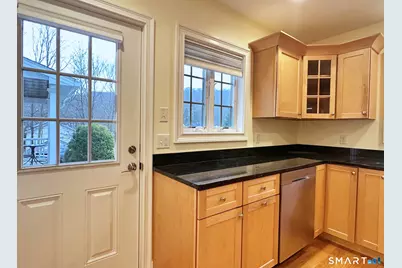 8 Woodside Avenue, Seymour, CT 06483 - Photo 12