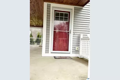 8 Woodside Avenue, Seymour, CT 06483 - Photo 4