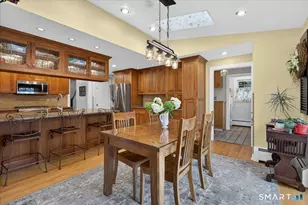 13 W Slope Ln, Hamden, CT 06517 - Photo 8