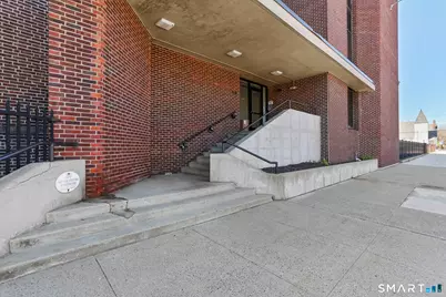 325 Lafayette Street #8302, Bridgeport, CT 06604 - Photo 2