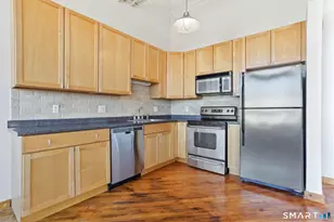 325 Lafayette St, Bridgeport, CT 06604 - Photo 6