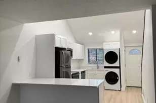 38B Putnam Green, Greenwich, CT 06830 - Photo 12