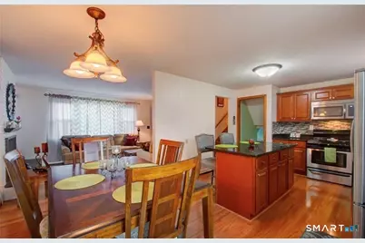 4 Brown Street, New Britain, CT 06053 - Photo 8