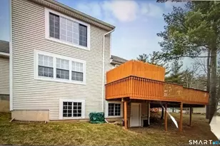 40 Samuel Ln, Mansfield, CT 06250 - Photo 2