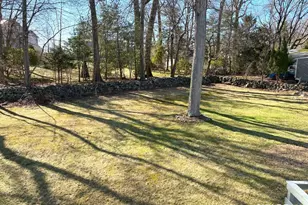 52 Robin Ln, Fairfield, CT 06824 - Photo 6