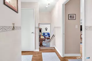 52 Robin Ln, Fairfield, CT 06824 - Photo 20