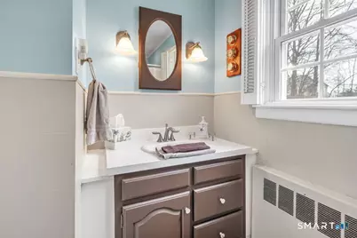 52 Robin Lane, Fairfield, CT 06824 - Photo 22