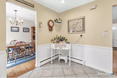 52 Robin Lane, Fairfield, CT 06824 - Photo 18