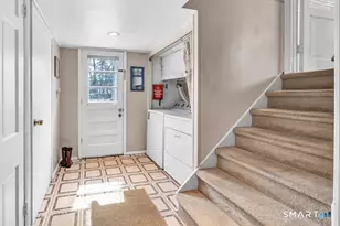 52 Robin Ln, Fairfield, CT 06824 - Photo 28