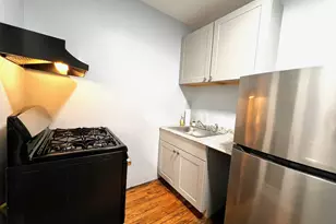 124 Woodside Green, Stamford, CT 06905 - Photo 6