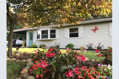 32 Jackson Road, Enfield, CT 06082 - Photo 4