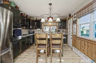 6 Mt Pleasant Rd, West Haven, CT 06516 - Photo 10