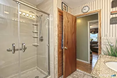 6 Mount Pleasant Road, West Haven, CT 06516 - Photo 18