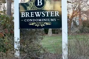 27 Brewster Rd, Glastonbury, CT 06033 - Photo 6