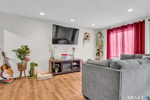 175 Mill Pond Rd, Hamden, CT 06518 - Photo 4