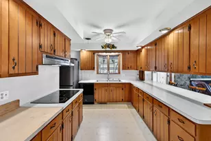 1 Tanglewood Dr, Norwich, CT 06360 - Photo 8