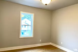 218 Charles St, Waterbury, CT 06708 - Photo 6