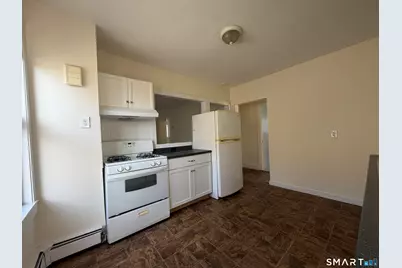 37-41 Jackson Avenue #3, Bridgeport, CT 06606 - Photo 6