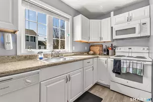 800 Seaview Ave, Bridgeport, CT 06607 - Photo 10