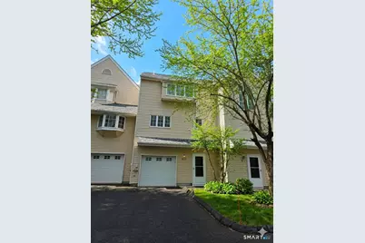 12 West Meadow Lane #2, Middletown, CT 06457 - Photo 1