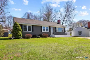 7 Farmstead Ln, Ellington, CT 06029 - Photo 2
