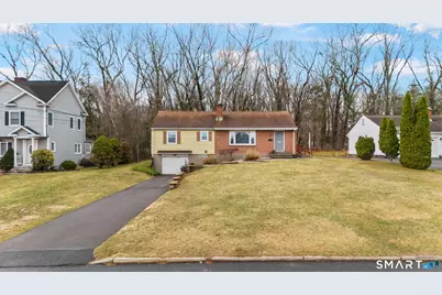 12 Garth Road, Manchester, CT 06042 - Photo 2