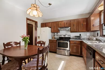 21 Hawley Rd Extension, Danbury, CT 06811 - Photo 10