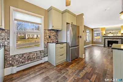 39 Lincoln Avenue, Wallingford, CT 06492 - Photo 4