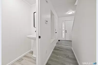 675 Newfield Street #2, Middletown, CT 06457 - Photo 2