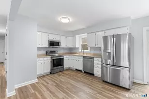 33 Deer Ridge Rd, Stonington, CT 06378 - Photo 2