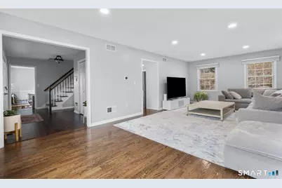 32 Macmath Drive, Trumbull, CT 06611 - Photo 12