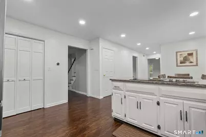 32 Macmath Drive, Trumbull, CT 06611 - Photo 10