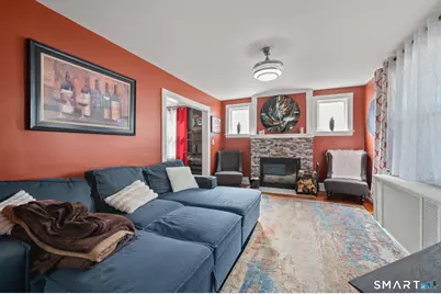 32 Burr Avenue, Middletown, CT 06457 - Photo 10