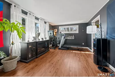 32 Burr Avenue, Middletown, CT 06457 - Photo 16