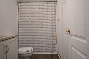 24 Blue Ridge Dr, Waterbury, CT 06704 - Photo 8