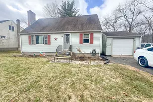 37 Rich Ln, Bristol, CT 06010 - Photo 6