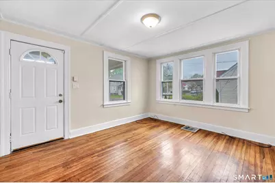 128-130 Sisson Street #2, East Hartford, CT 06118 - Photo 8