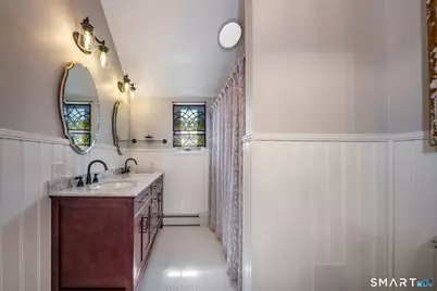 24 Cottage Place, Old Saybrook, CT 06475 - Photo 18